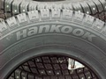 Логотип HANKOOK на шипованной покрышке R12 HANKOOK DW04 155R12C STUD